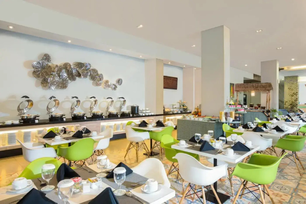 KHAS Surabaya Hotel
