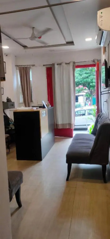 Hotel Raaso Inn Rohini I Near Metro I Couple Friendly I Spacious Rooms I Budget Stay