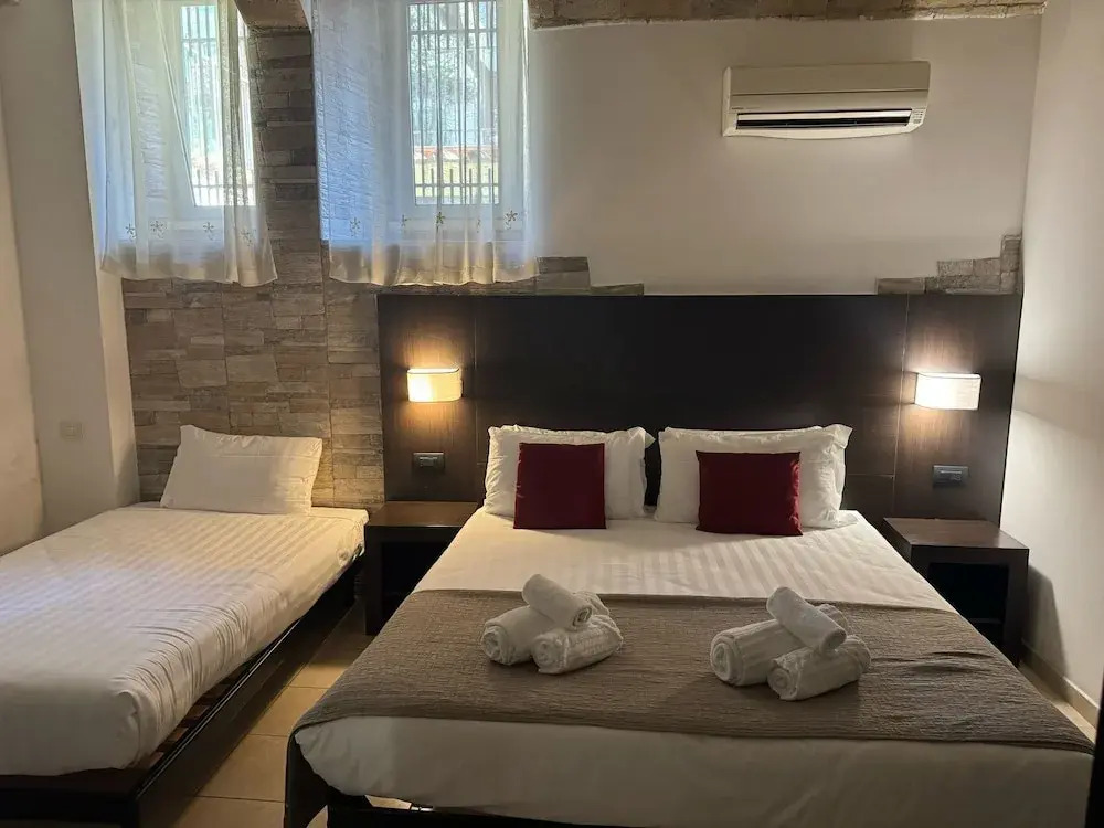 Home at Rome St. Peter Guest House