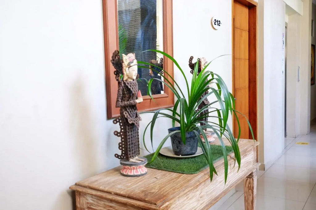 Townhouse Oak Sus Cottage Near Legian Beach