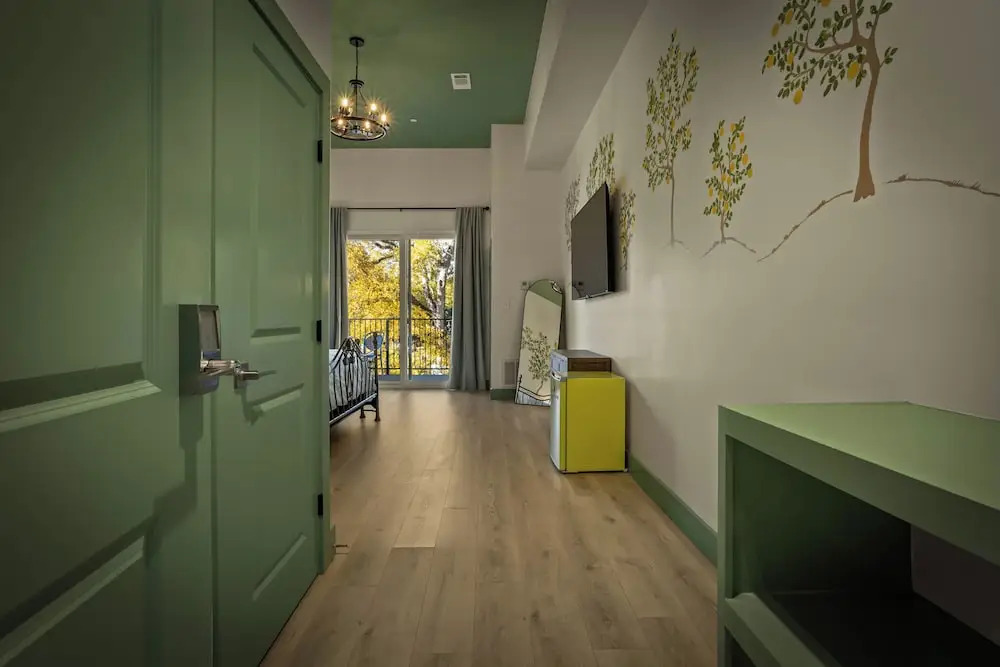 Hotel Mojo