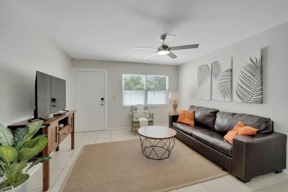 1053 Apollo Beach Blvd, Unit 5