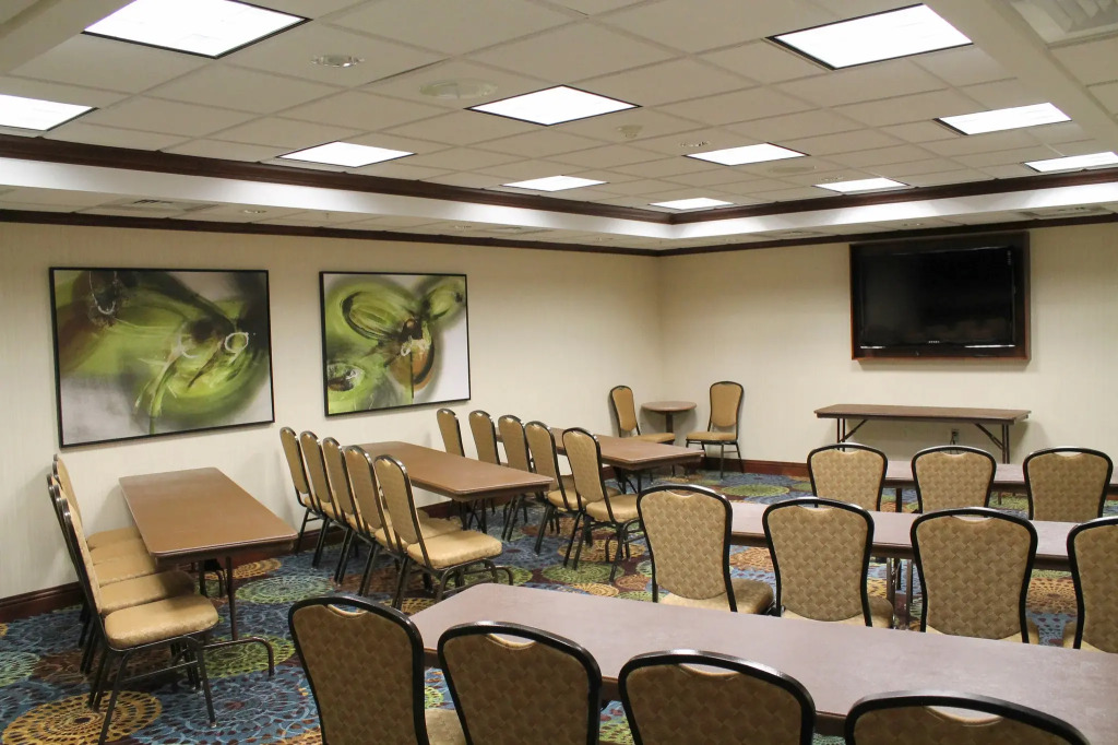 Holiday Inn Express Hotel & Suites Cape Girardeau I-55 by IHG