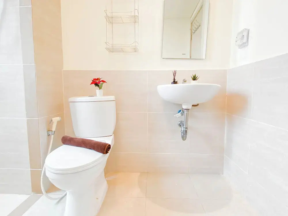 Soft Scandinavian 3Br At Meikarta Apartment