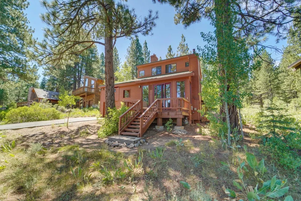 Shuttle to Ski Resort: Northstar Home