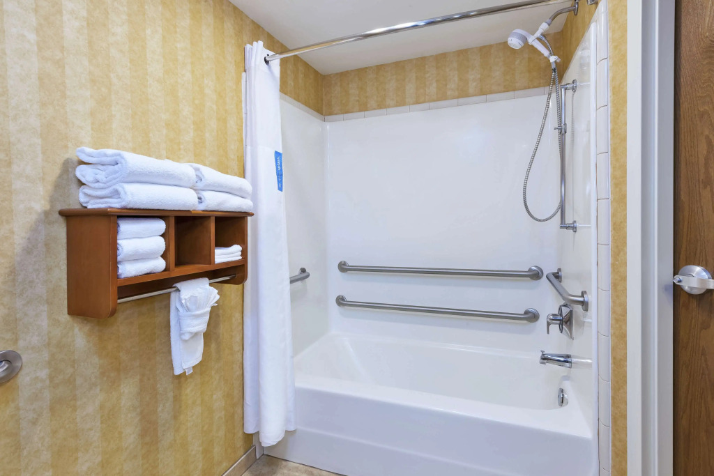 Hampton Inn Idaho Falls / Airport