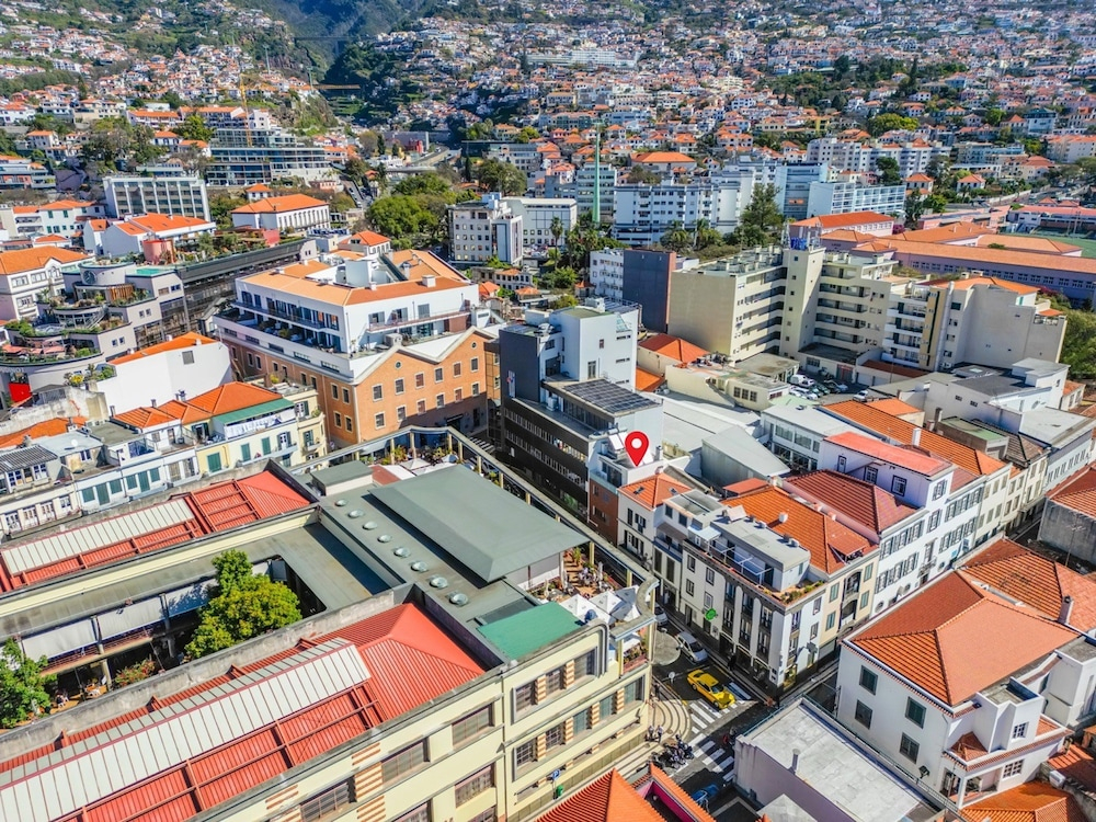 Boa Viagem by Homie in Funchal