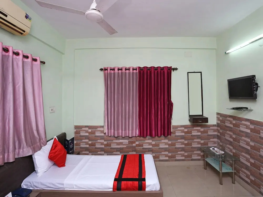 OYO Flagship 12528 Green View Guest House 2
