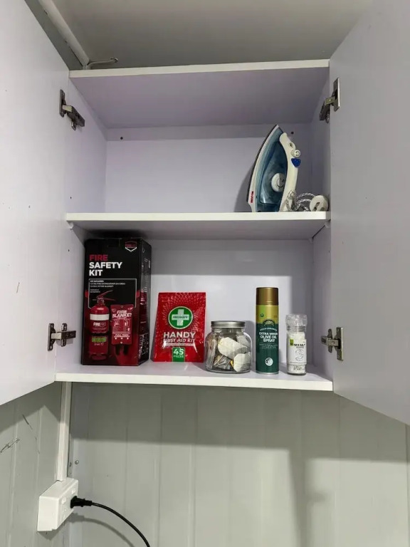 Metawisebnb 1B Next to Monash w AC Wifi Kitchen