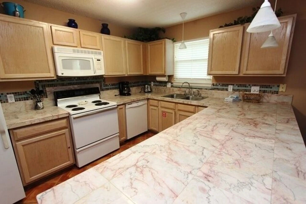 Aqua Ocean View - 2 Br Condo