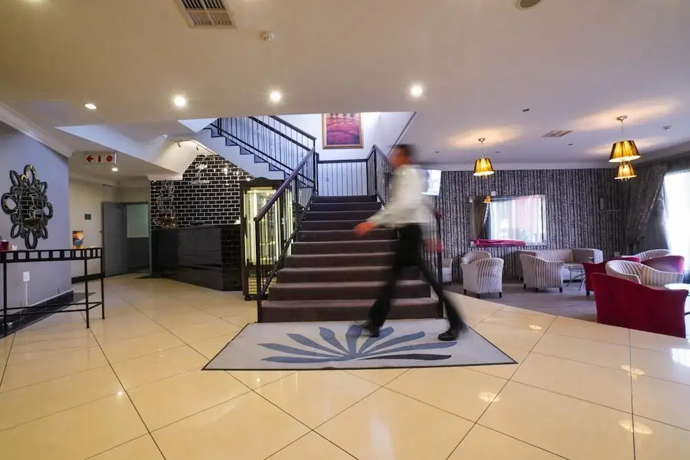 Inani Hotel Gallagher
