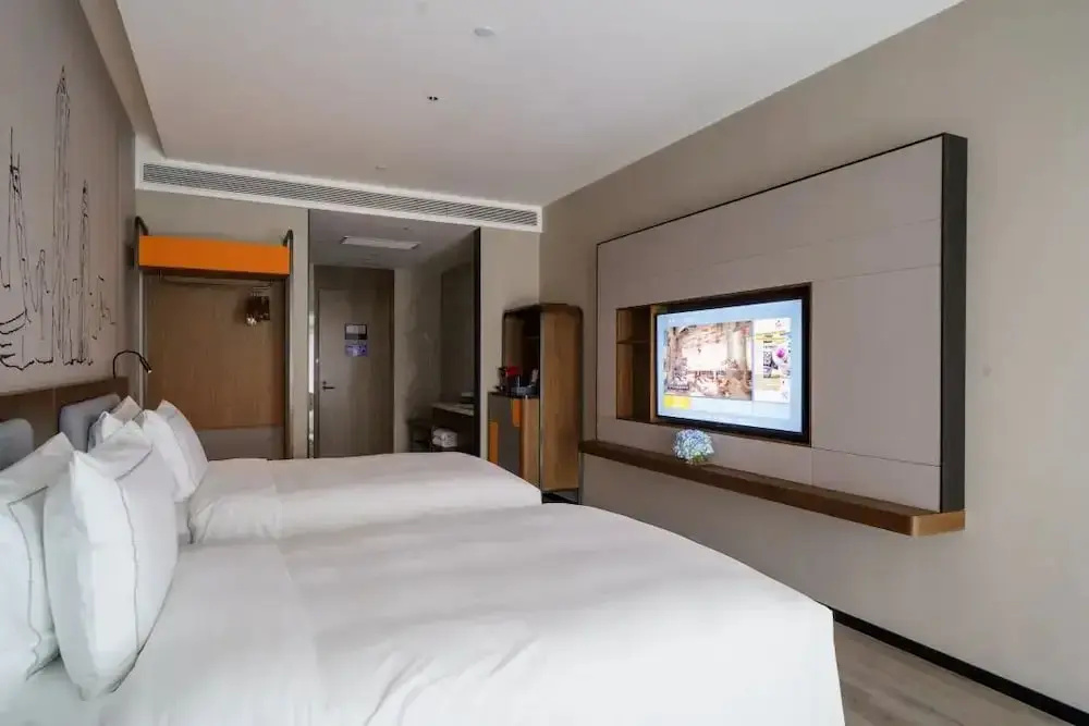 UrCove by HYATT Shenzhen Futian CBD