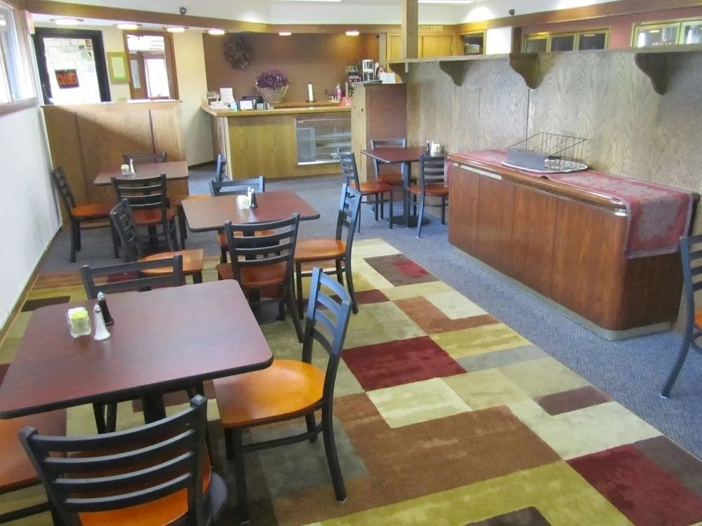 Spring Valley Inn