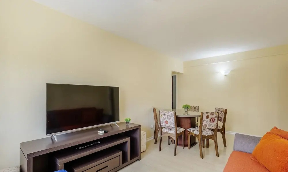 Apartment With Home Office in Floripa Jfm0062