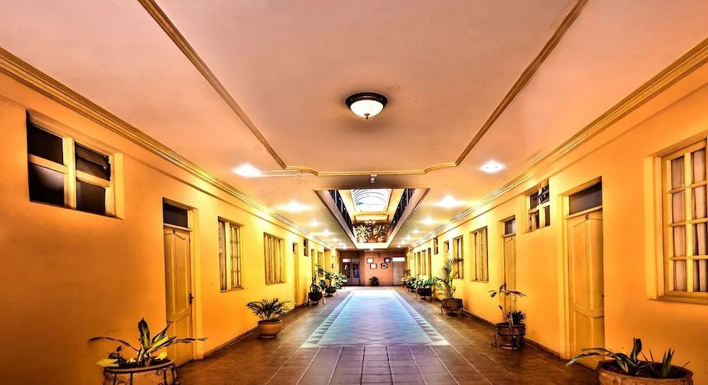 Hotel Monserrat