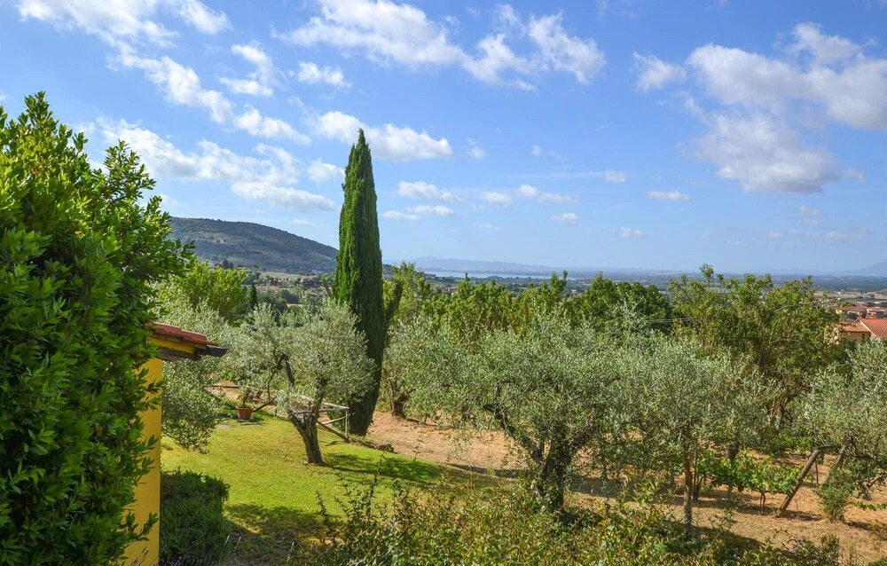 Cozy Home In Cortona With Kitchen