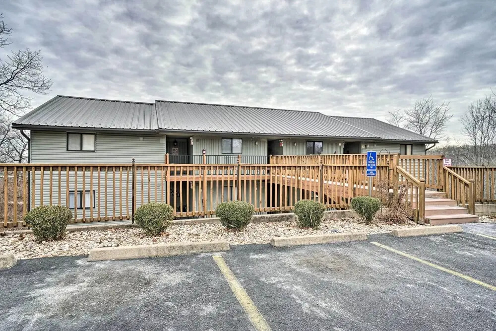 Fish & Hike On-site! Pet-friendly Branson Condo