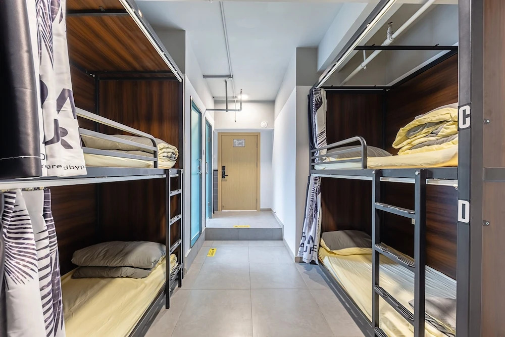 Yootel Hostel