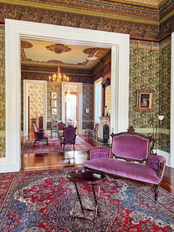 The Lanaux Mansion