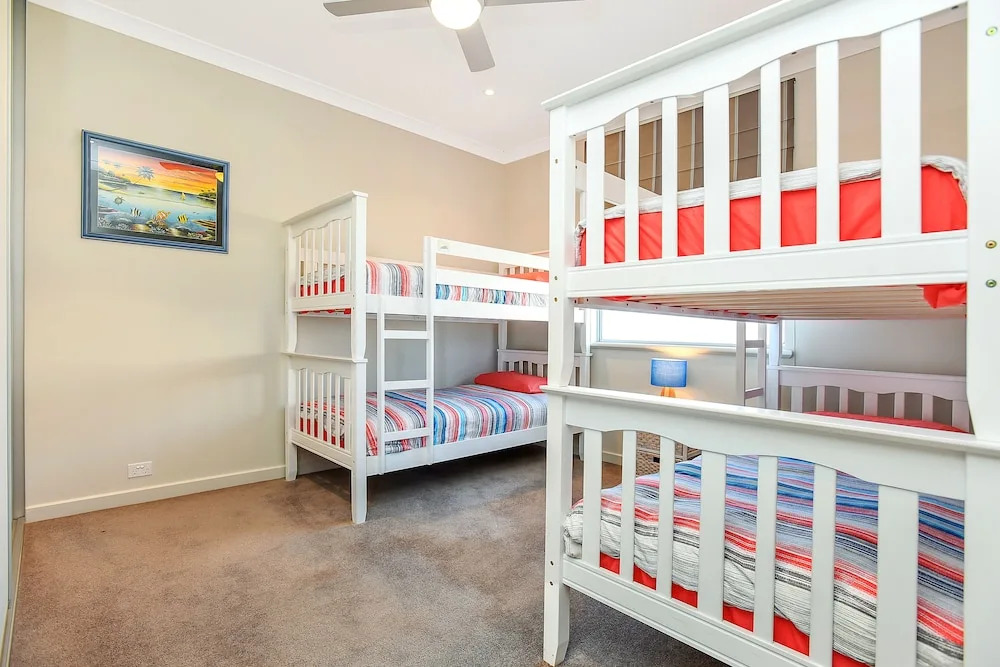 Coral Sands Luxury Beach House