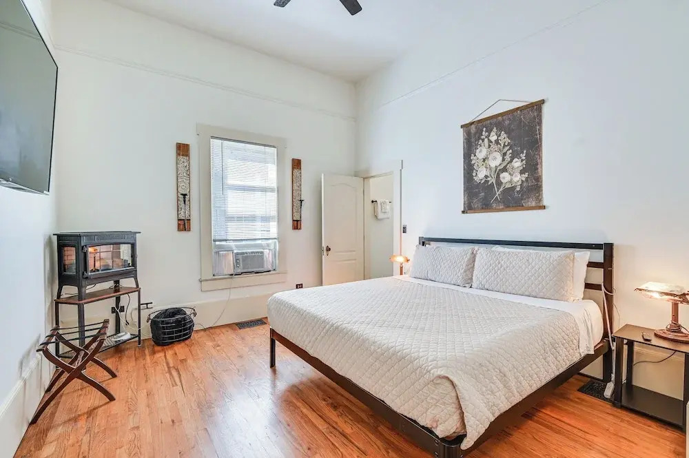 4 Mi to Downtown Flagstaff: Getaway w/ Views