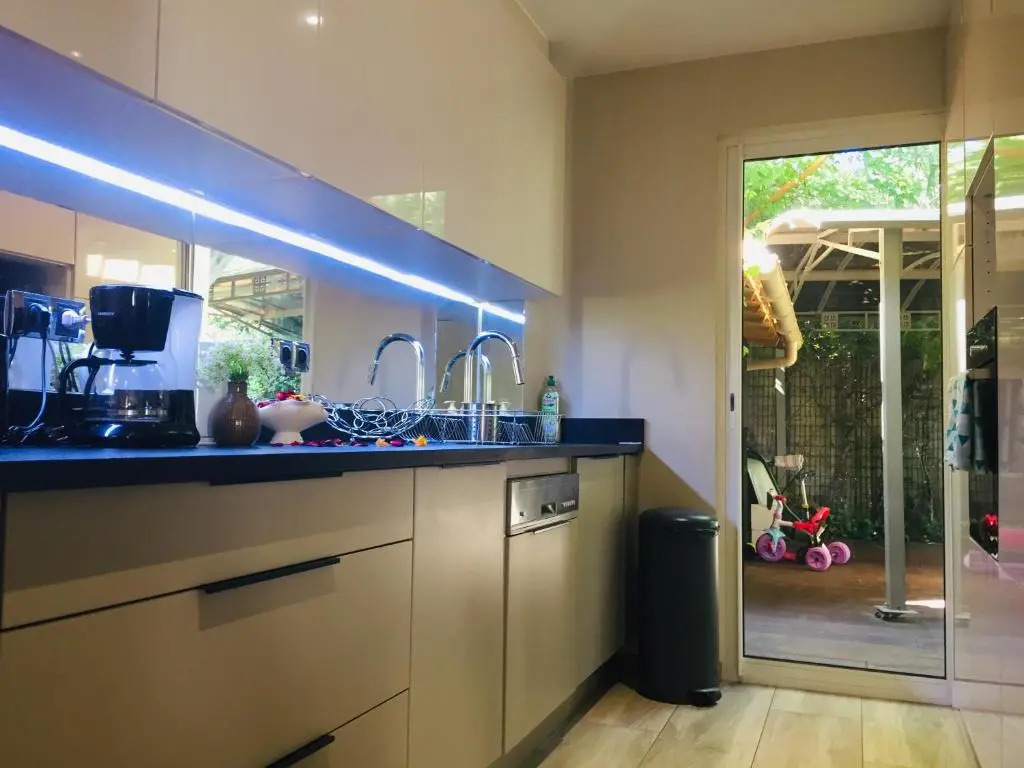 Villa 3 room, private pool , 2 min beach by car 20 min from croisette by bus