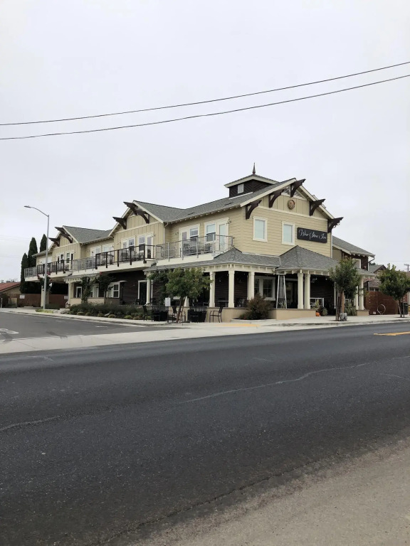Wine Stone Inn