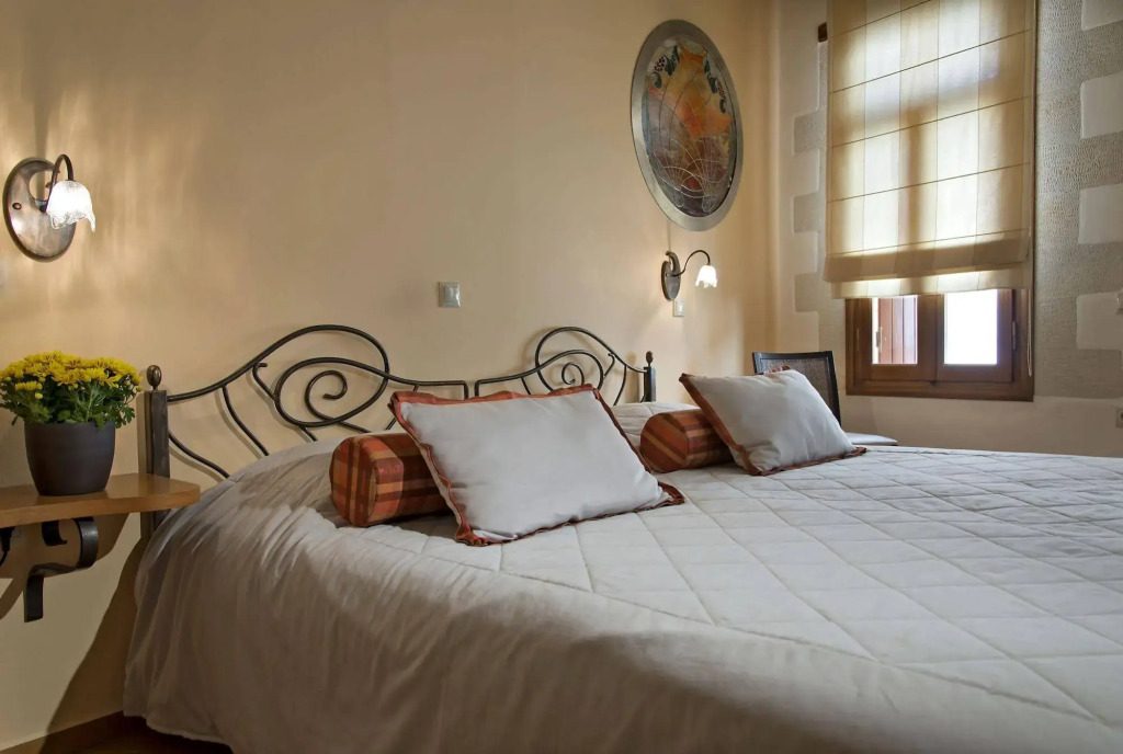 Ionas Boutique Hotel