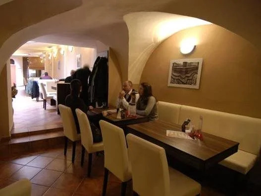 Fontana Pizzeria - Pension
