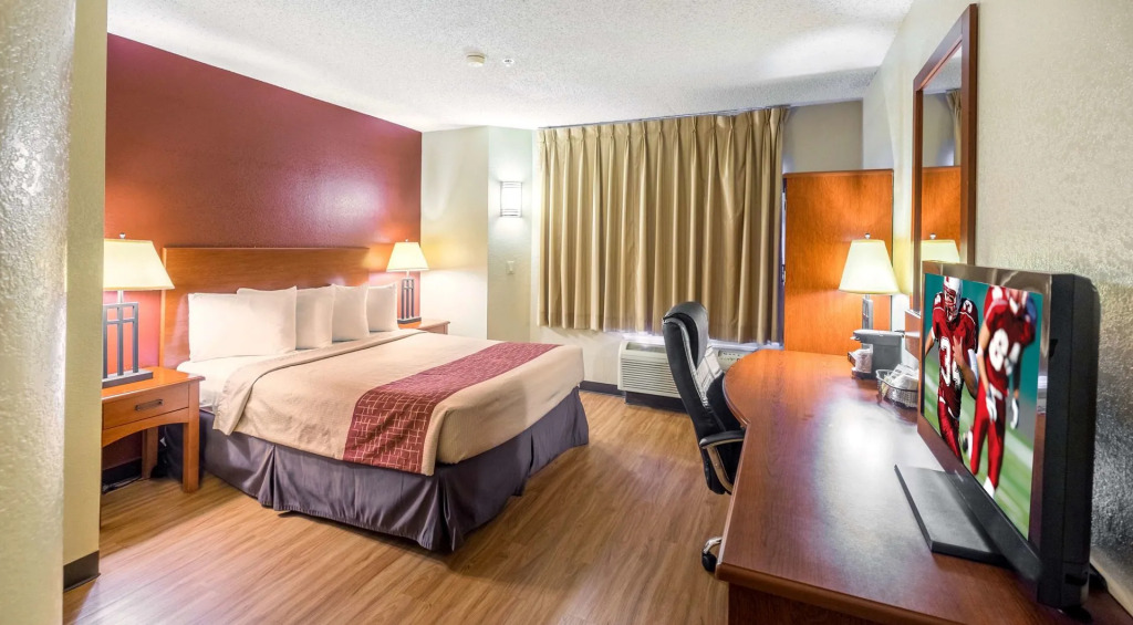 GreenTree Inn - IAH Airport JFK Blvd