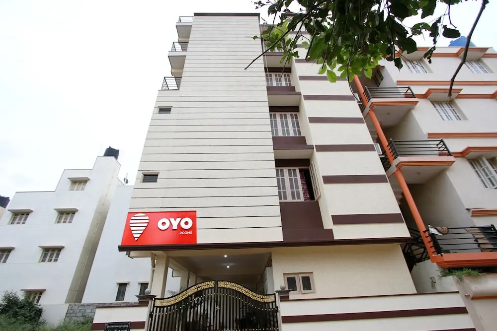 OYO 9026 JJ Palace