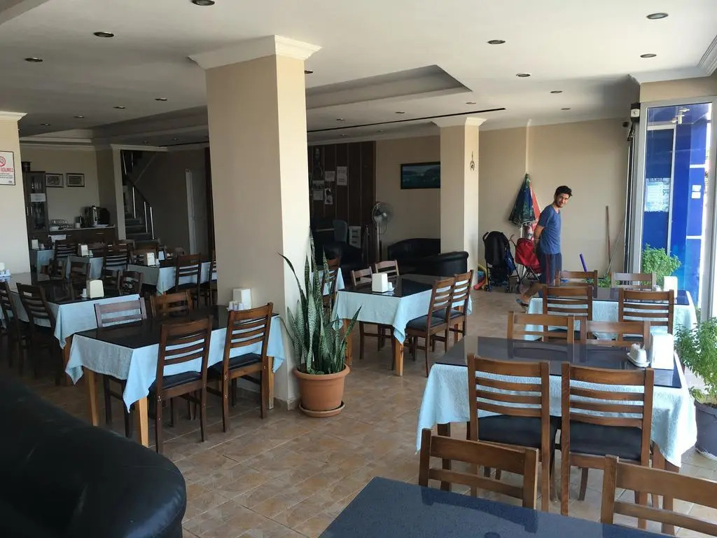 Peri Hotel