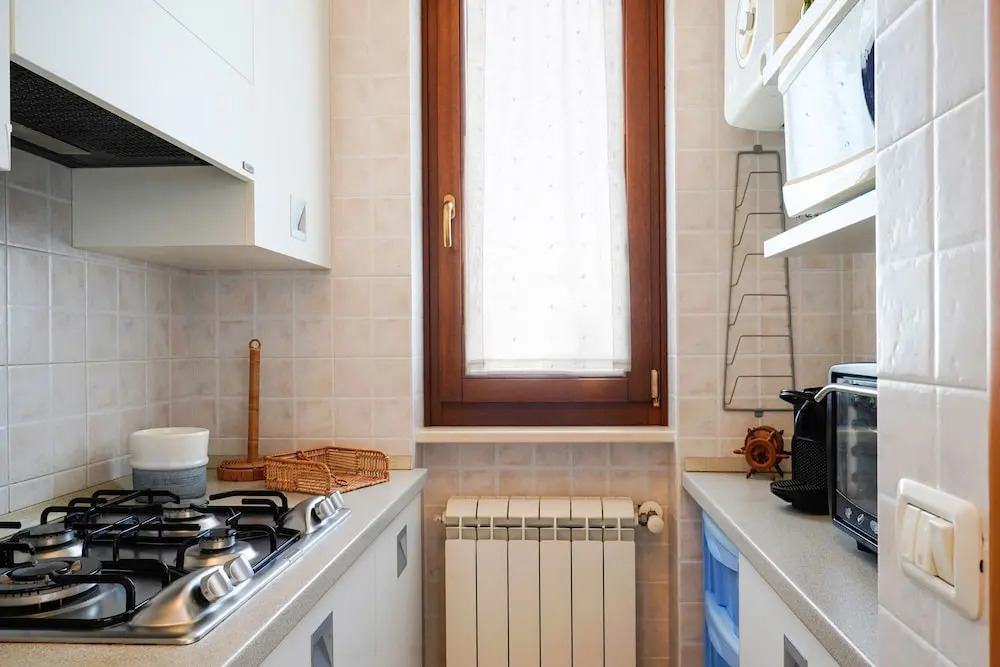 Appartamento a Torre Canne con Balcone