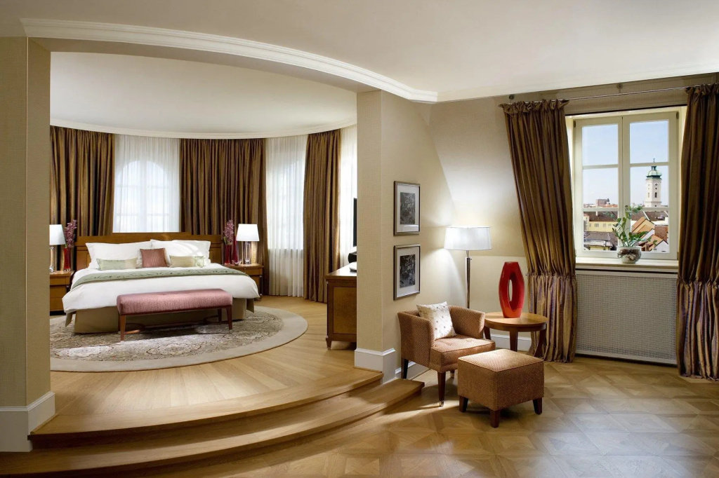 Mandarin Oriental, Munich