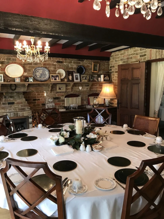 Tudor Place B&B
