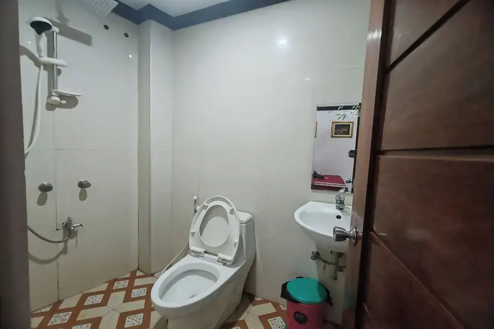Jaces Travellers Inn El Nido near Corong Corong Beach