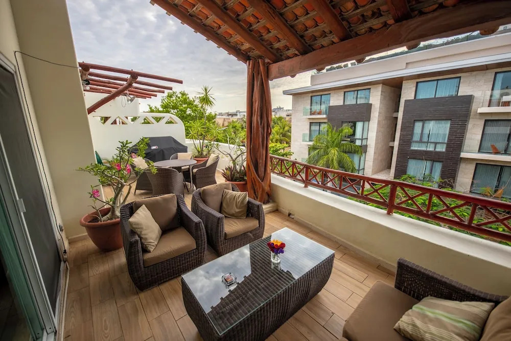 Penthouse Beach Holiday Private Jacuzzi Bbq Family Friendly Maid Service