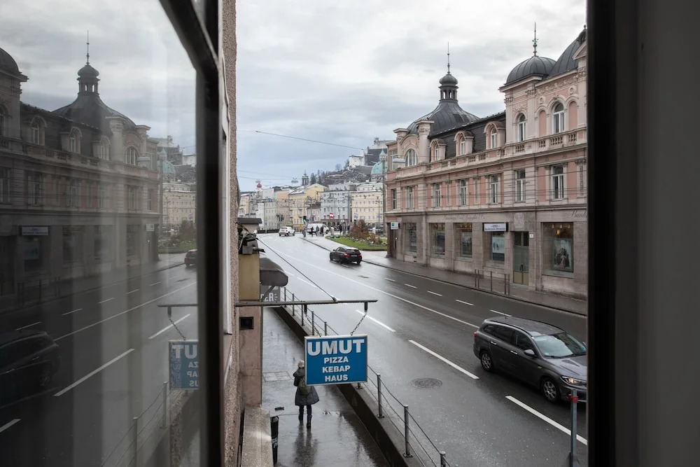 Numa Salzburg Sonate