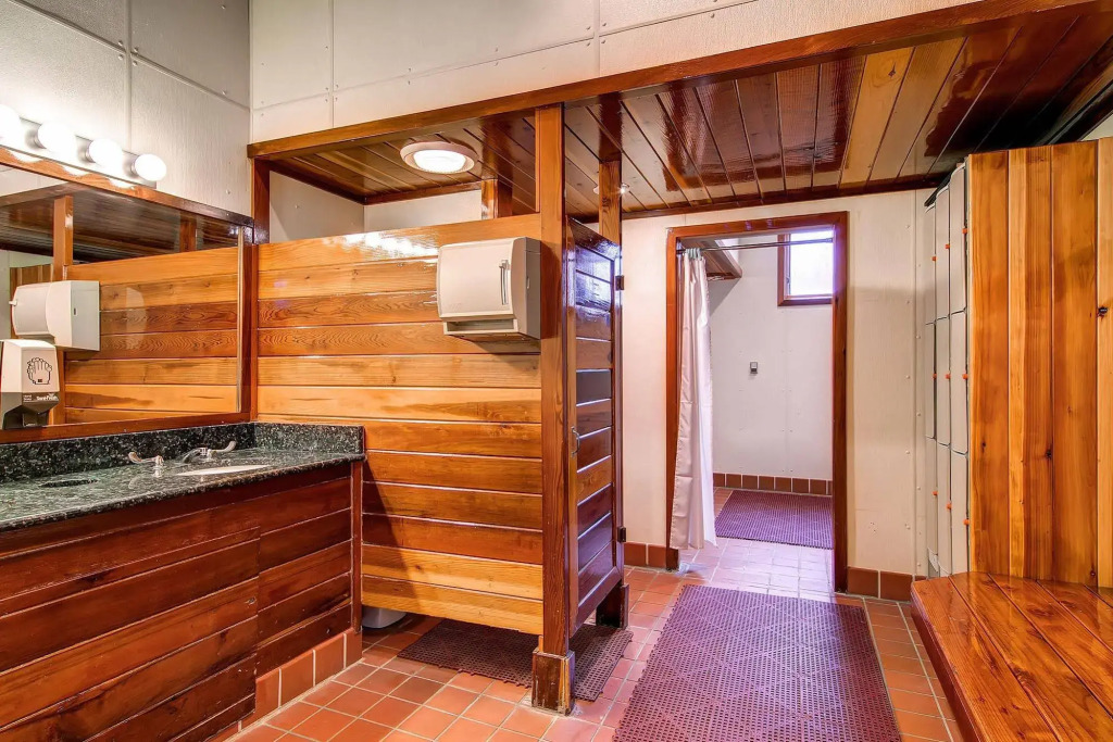Lances West by Ski Country Resorts