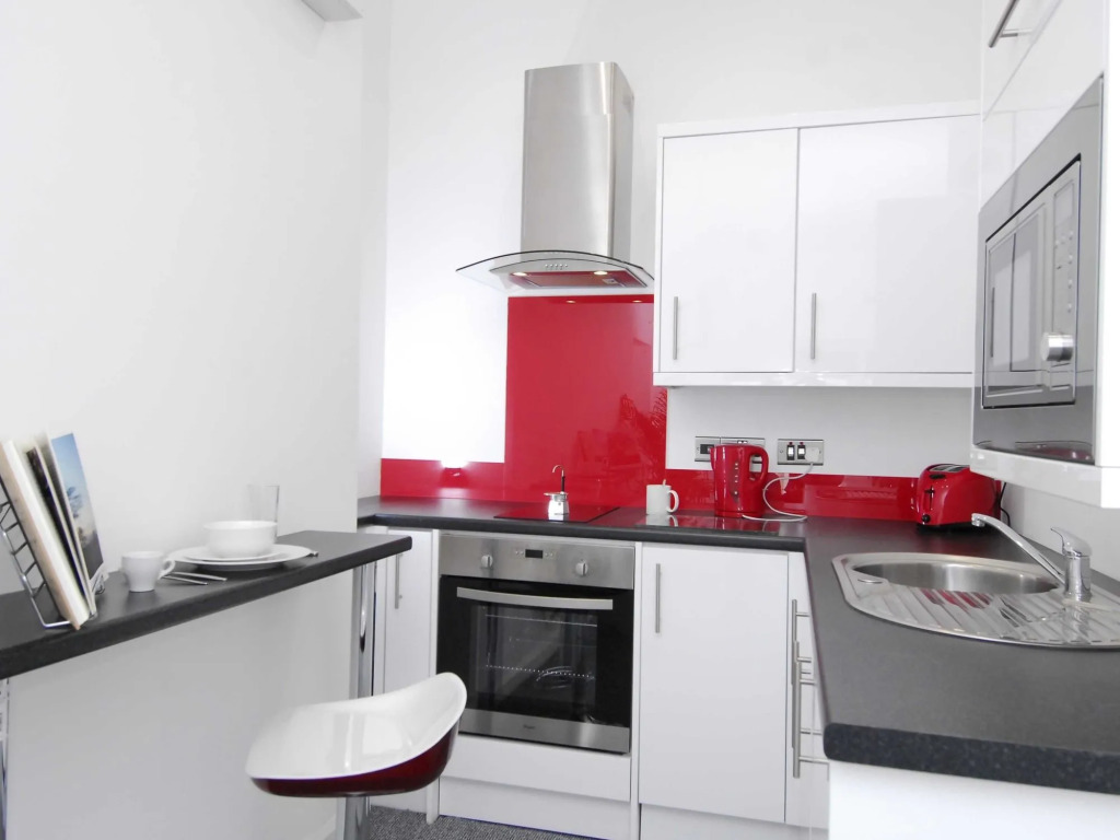Fox House, Studio Apartments
