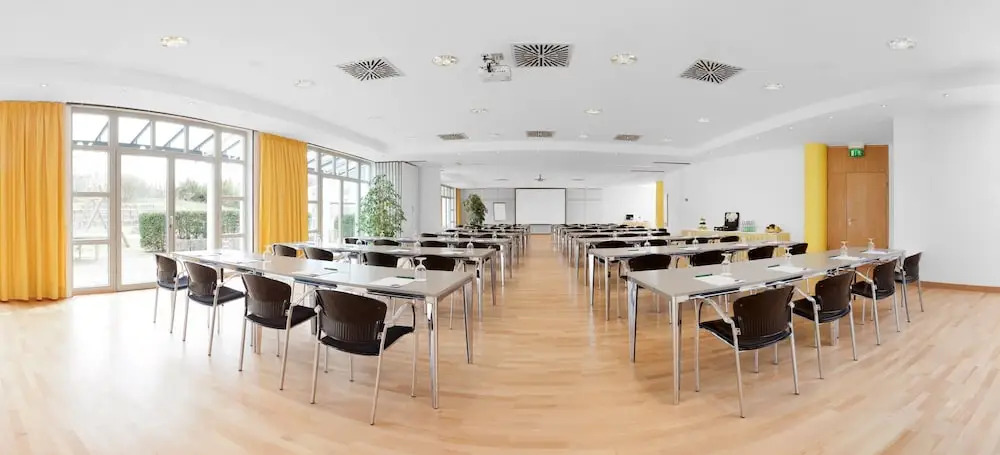 HerzogsPark Studios & Apartments