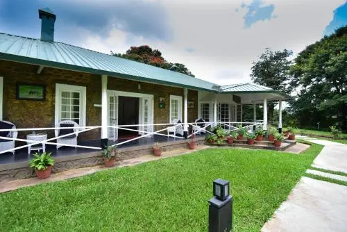 Monica Garden Bungalow