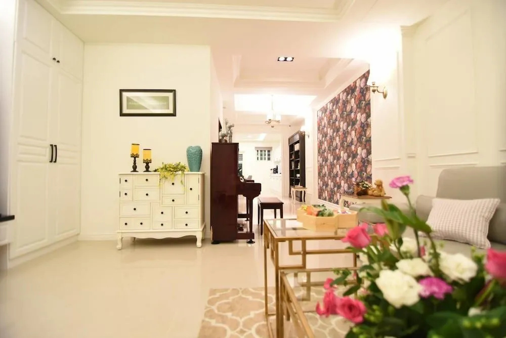 Shu Shen Praise B&B