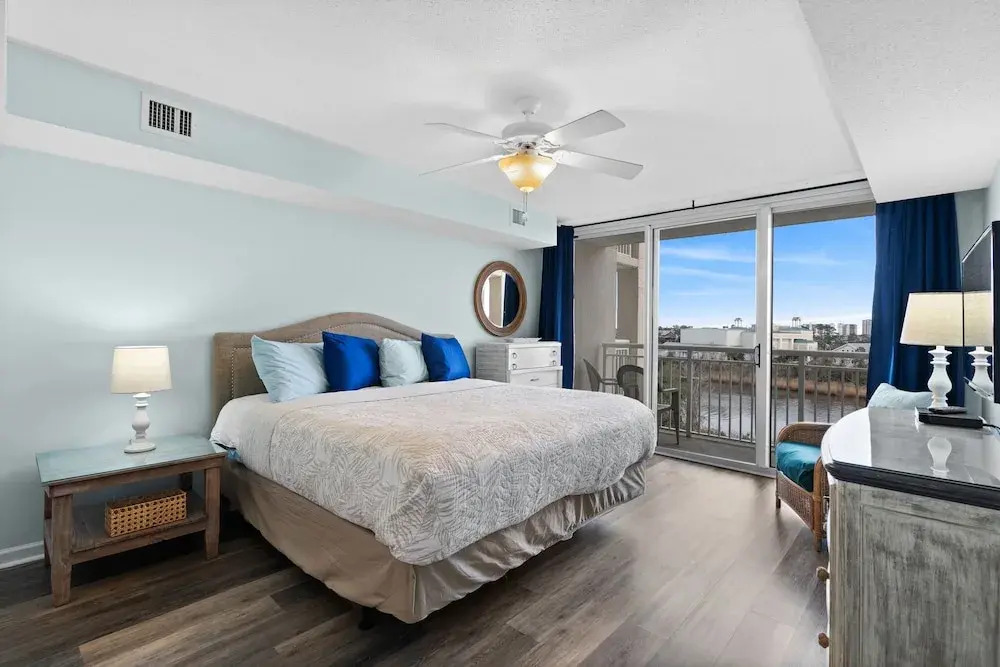 Yacht Club Villas #3-504 4 Bedroom Condo by RedAwning