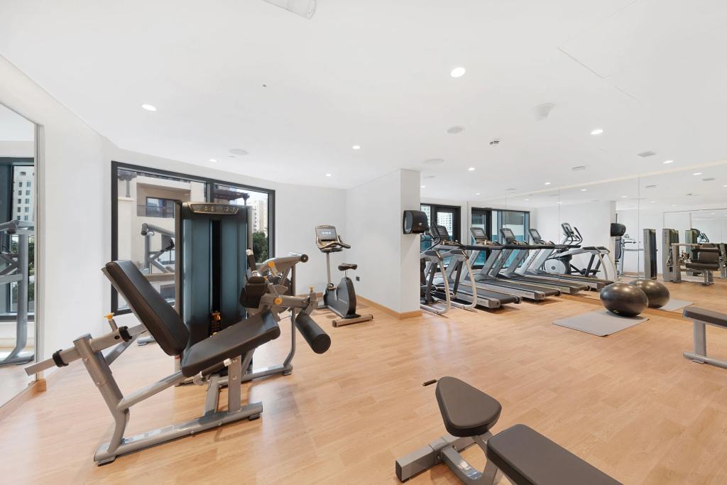 Adagio Premium The Palm