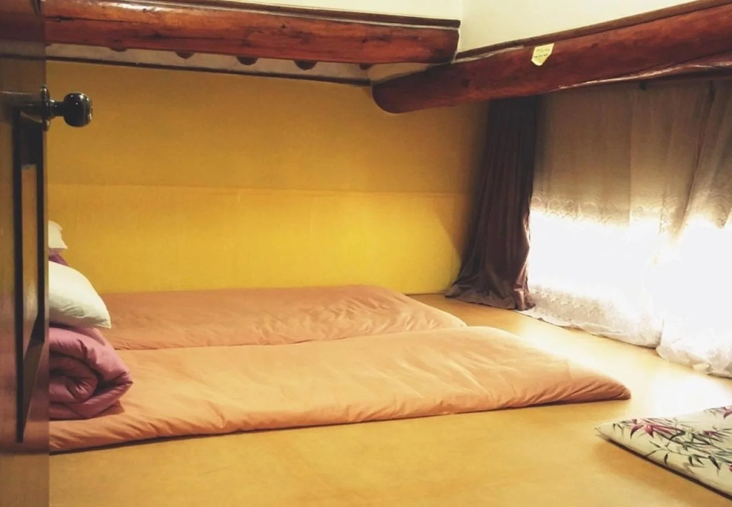 Homo Nomad Guesthouse for Backpackers