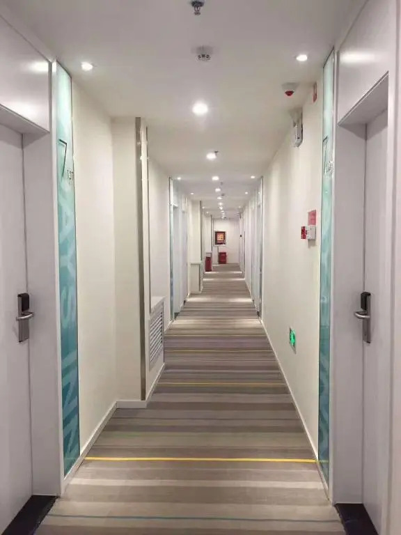 7Days Inn Urumqi Midong Middle Road Shenhua Mining Bureau Branch