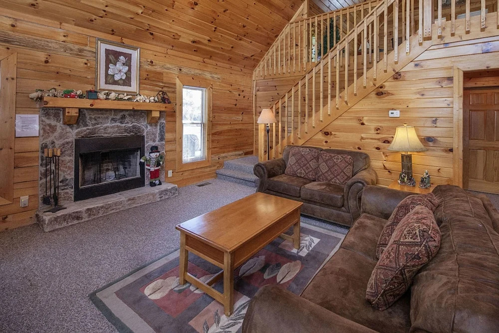 Precious Memories by Heritage Cabin Rentals