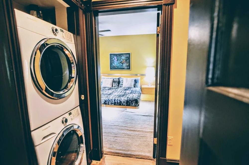 1305 Northwest Rhode Island Apartment #1071 - 2 Br Apts