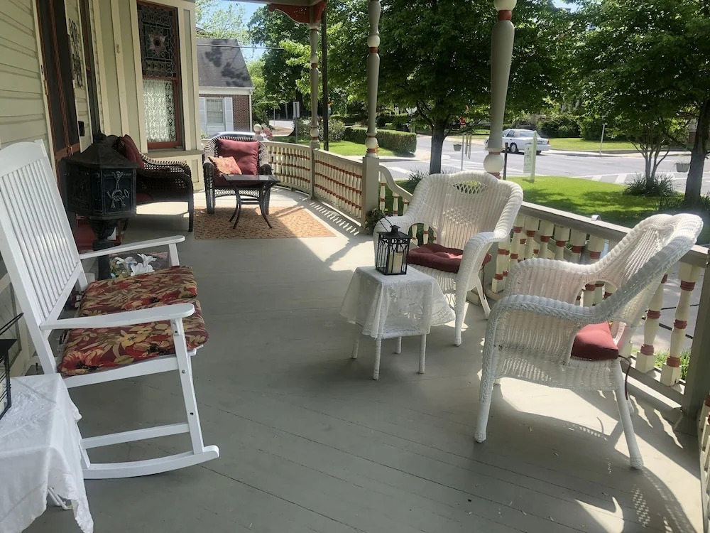 Gillis Grier Bed & Breakfast